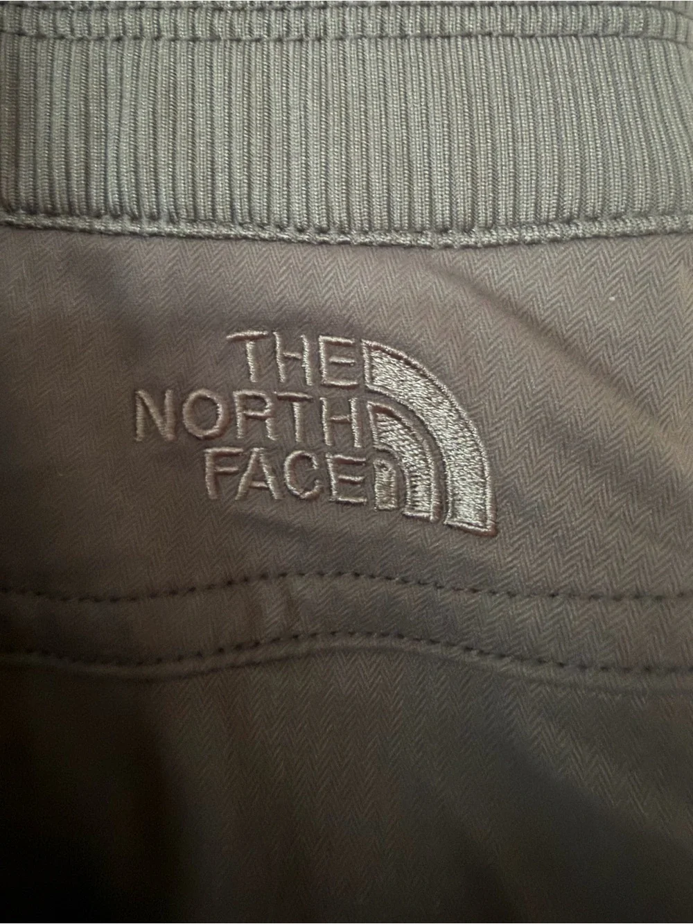 The North Face Aphrodite Charcoal Gray Athletic Hiking Skort Size Large.